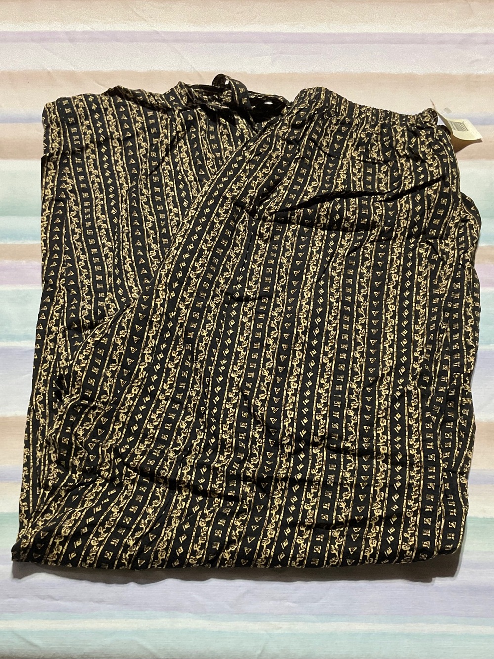 Intriguing Threads Size M Black Patterned Jogger Pants